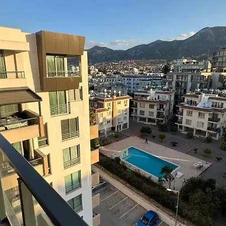 Moonlight * ניקוסיה